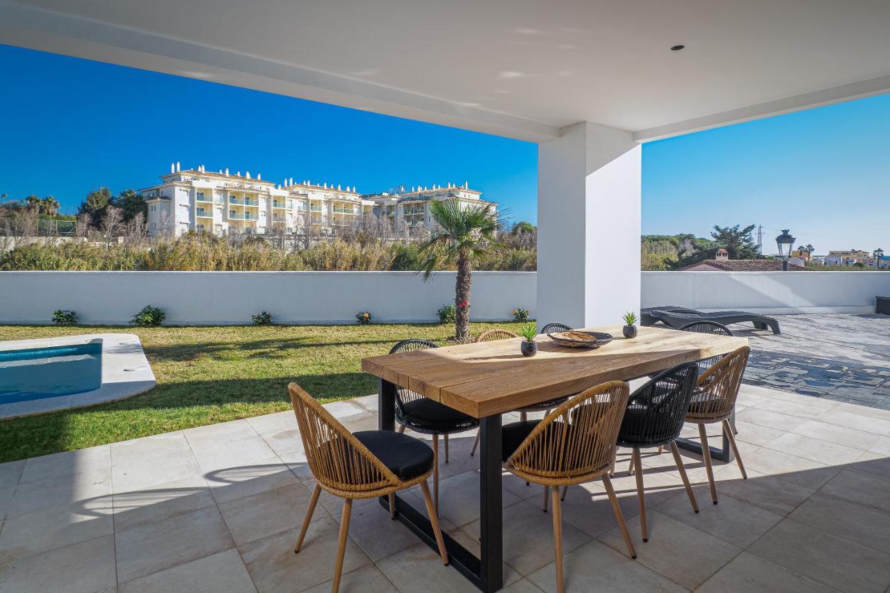 Villa Moderne Proche De La Mer Manilva Dış mekan fotoğraf