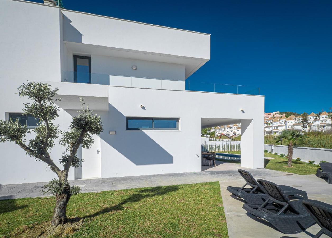 Villa Moderne Proche De La Mer Manilva Dış mekan fotoğraf